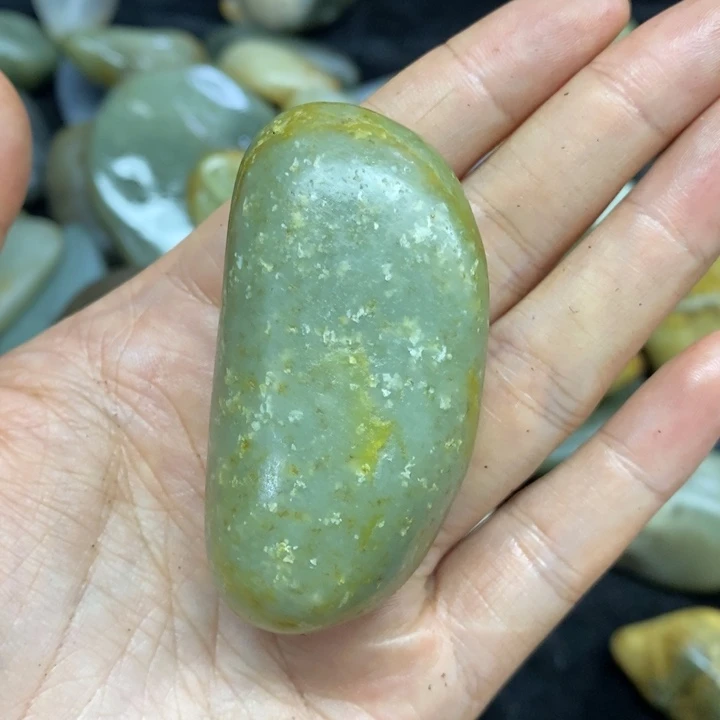 未镶嵌和田玉（糖玉）挂件