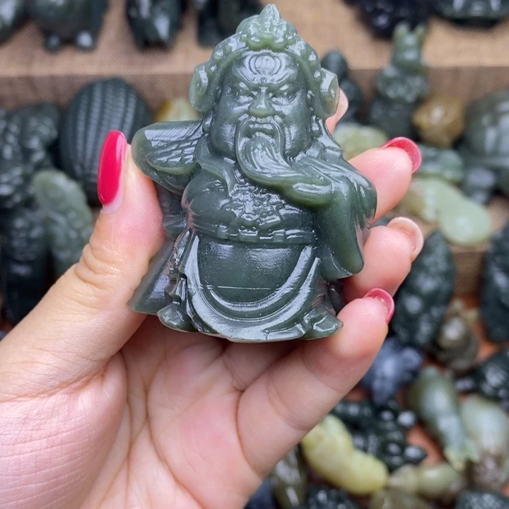 颈饰未镶嵌和田玉（糖玉）