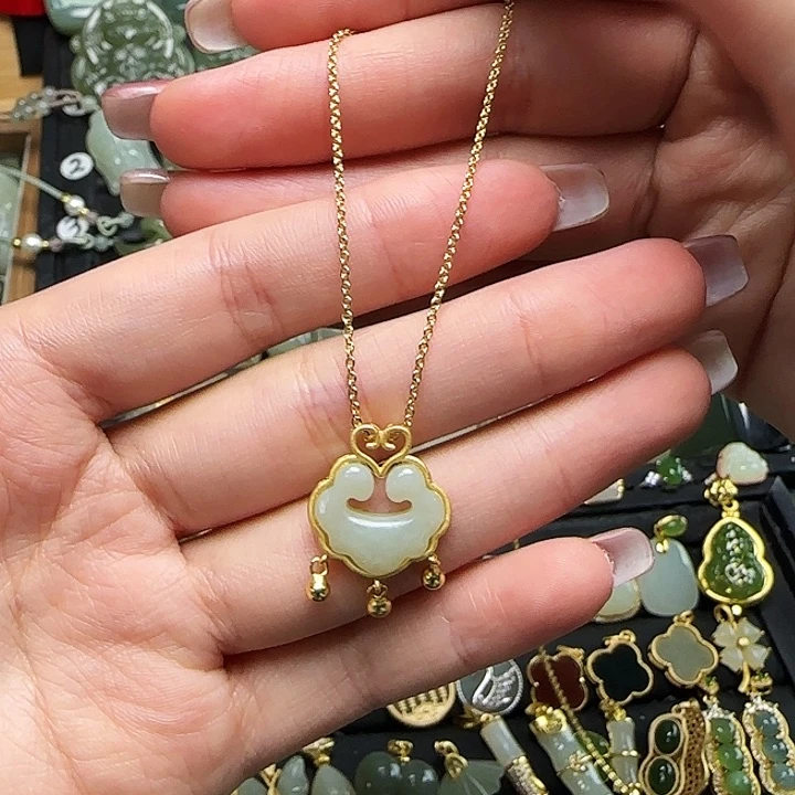 颈饰银S925镶嵌和田玉送链子送绳