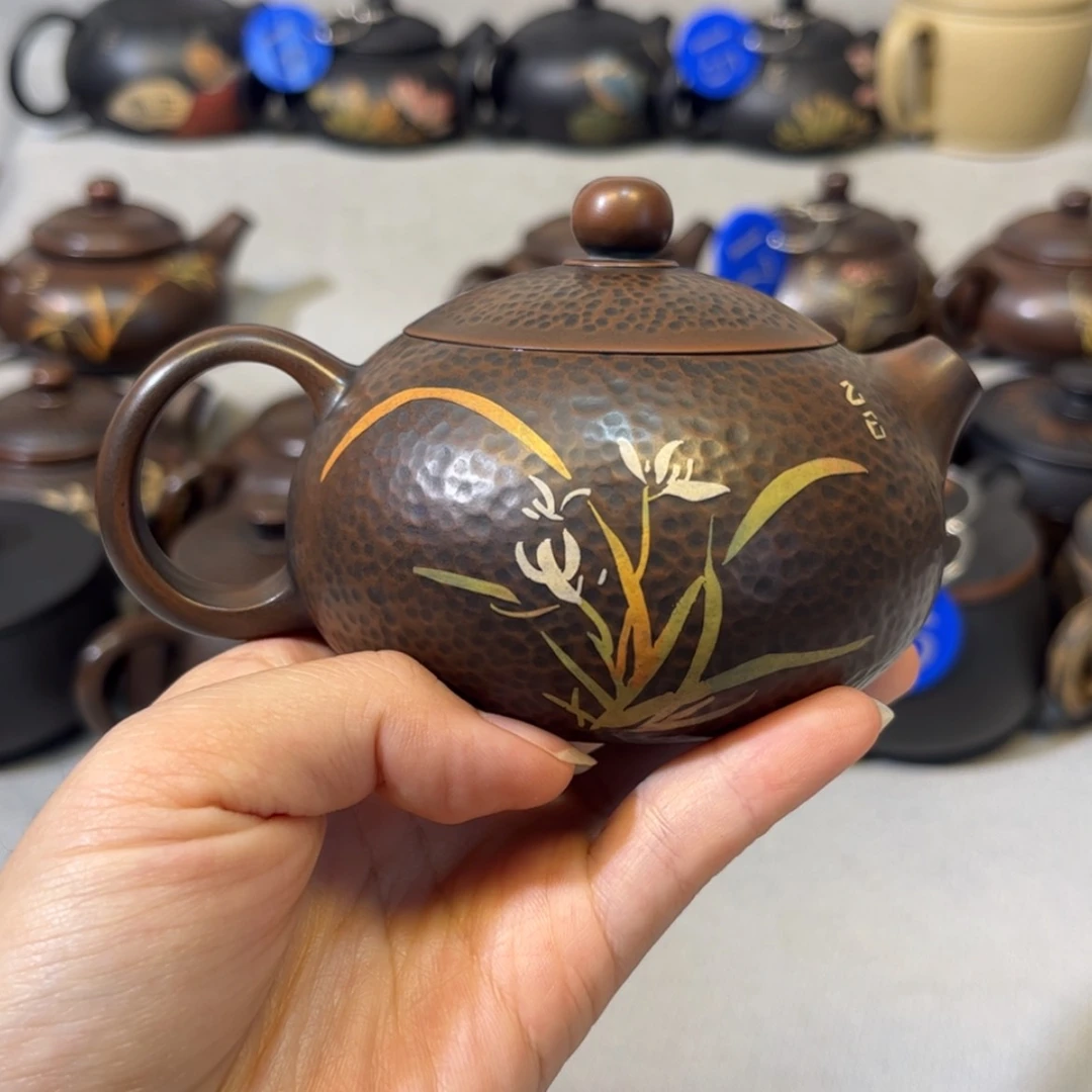 【闪购商品】红泥 微瑕 容量 180c c