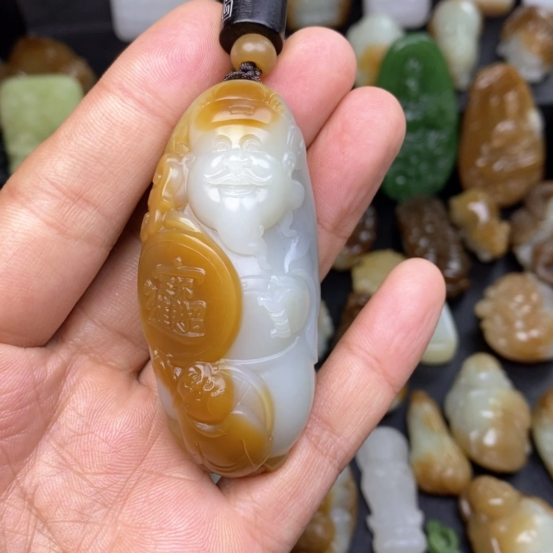 和田玉吊坠未镶嵌三*