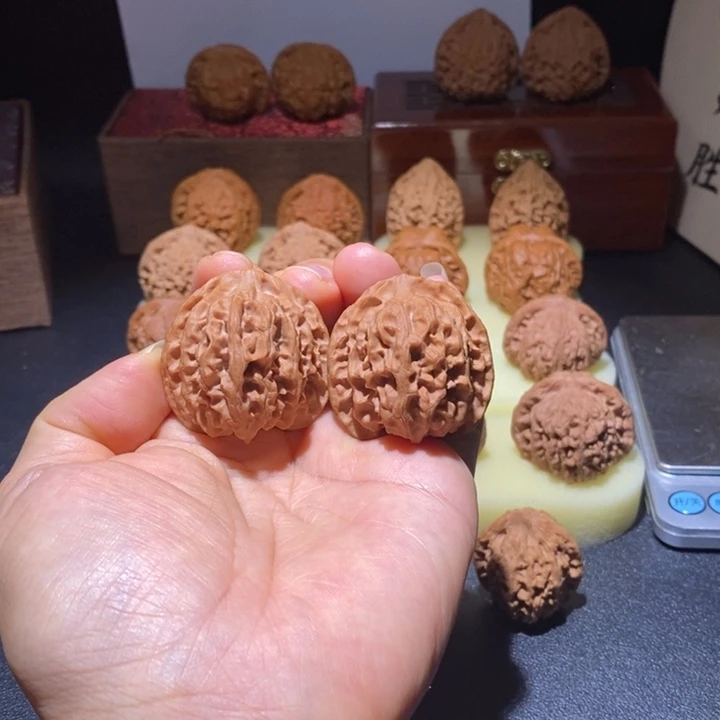 文玩核桃吊坠苹果园38