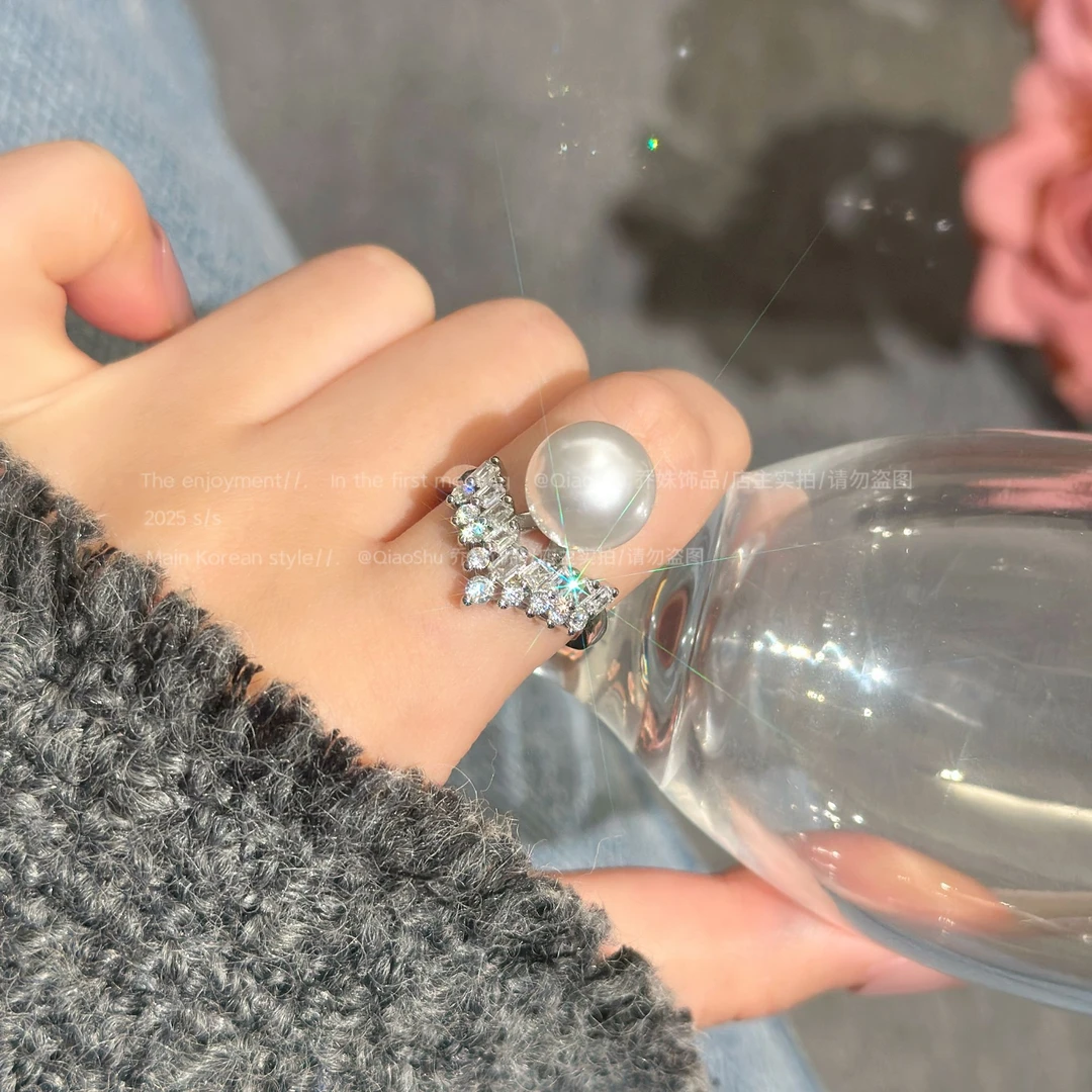 铜合金合成锆石戒指 C556 法式气质珠珠戒指开口皇冠设计百搭指环