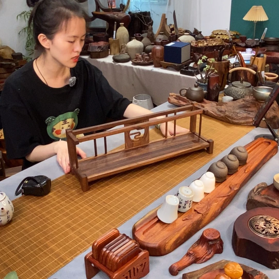 北美黑胡桃收纳架子