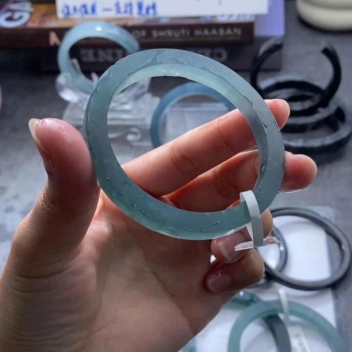 未镶嵌定制定制翡翠小冰蓝52