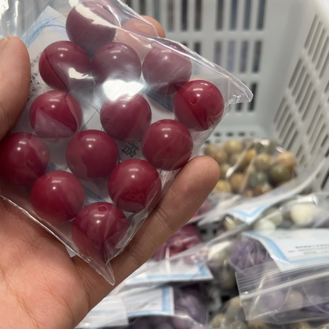 【闪购商品】白玉菩提吊坠z17/10+2颗微瑕红