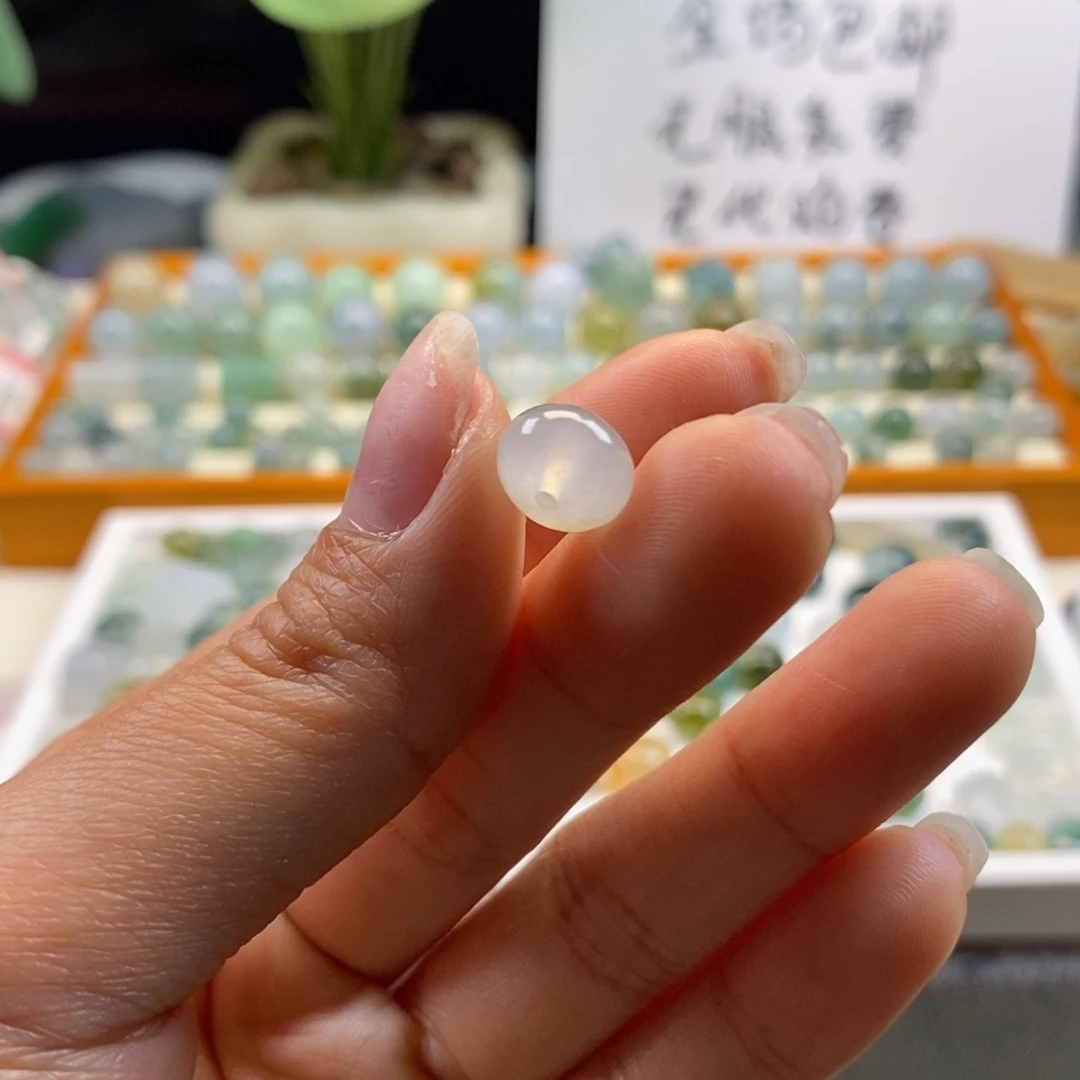 翡翠散珠天然翡翠9.5×6.3