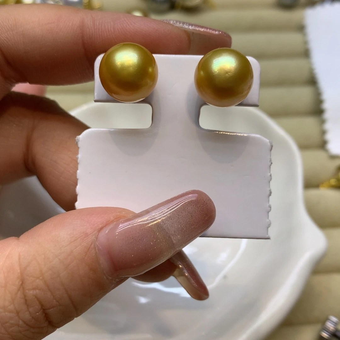 18K金镶嵌耳饰海水珍珠