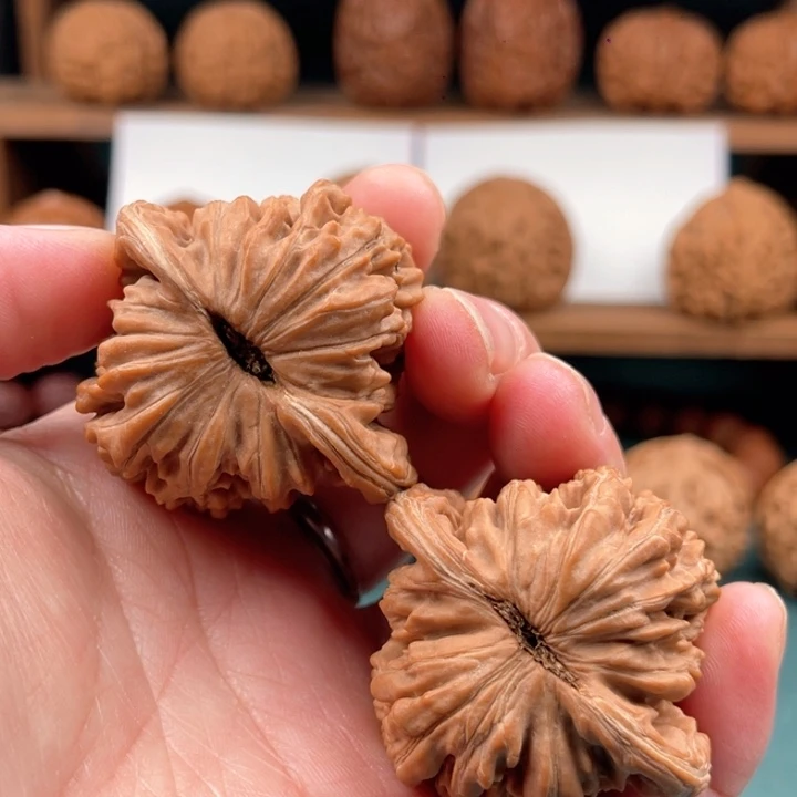 文玩核桃把件45平谷四座楼