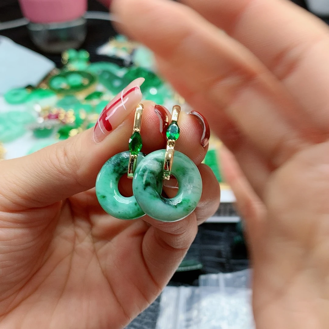 【闪购商品】翡翠耳饰未镶嵌，