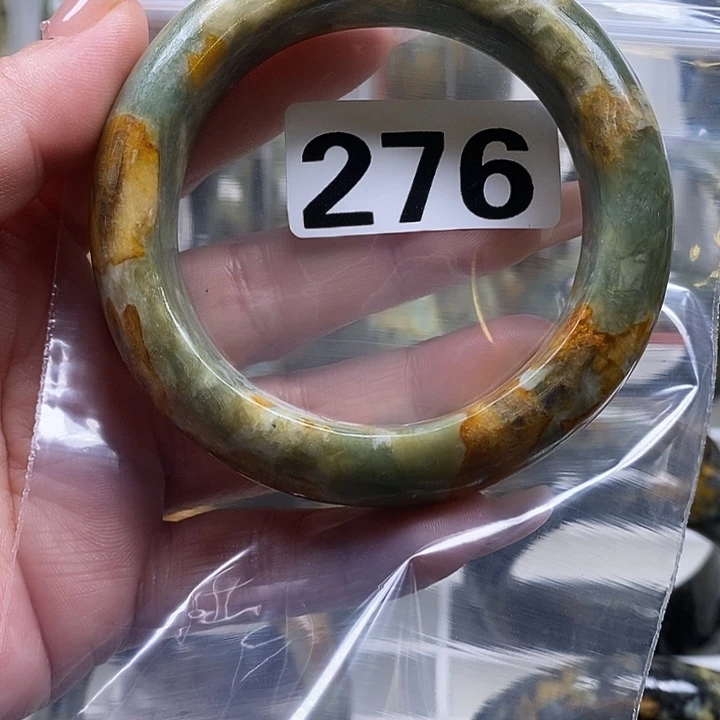 悠***I蛇纹石玉未镶嵌手镯