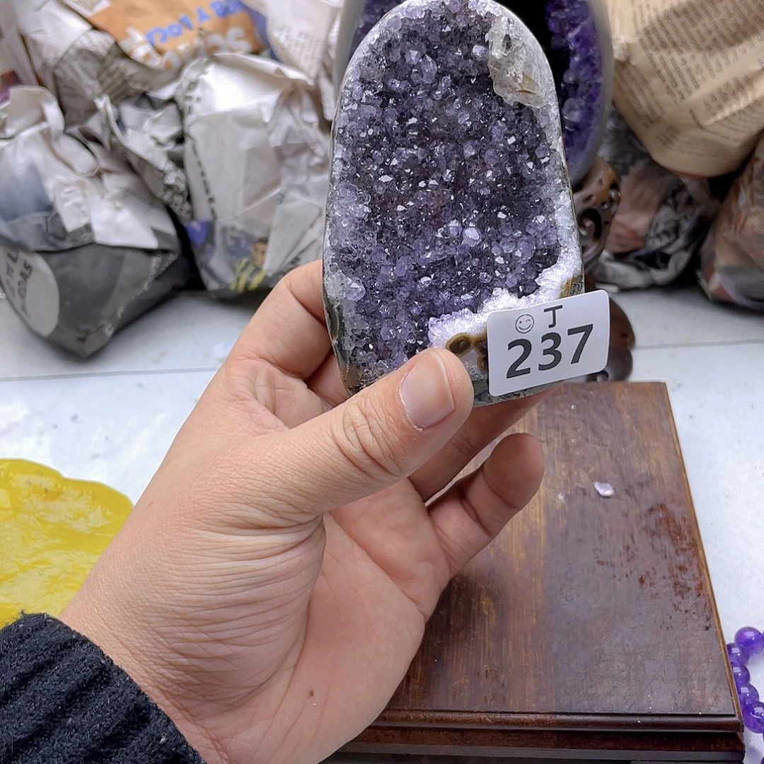 紫晶大型摆件（非配饰）未镶嵌