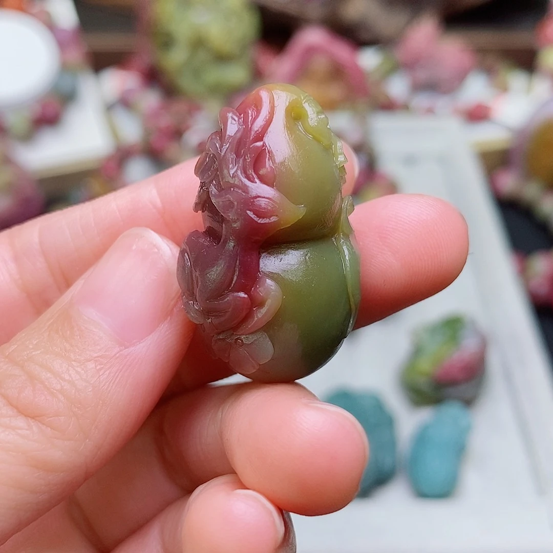 玛瑙/玉髓珠宝奇石未镶嵌用****2盐源玛瑙定制