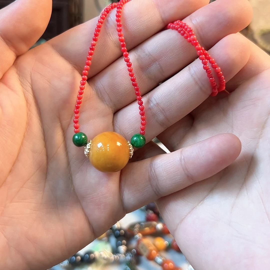 翡翠颈饰未镶嵌吊坠