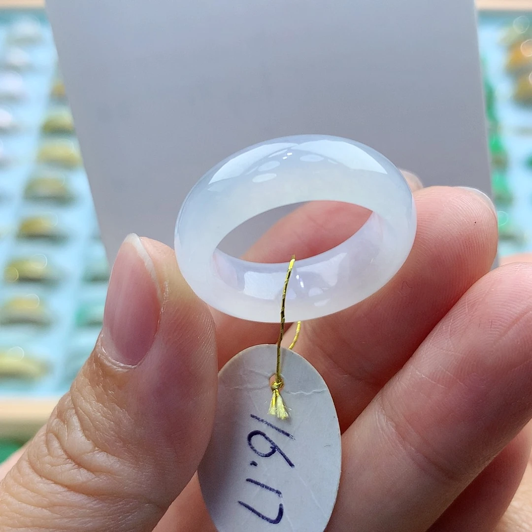 翡翠戒指未镶嵌孙*毅1617圈