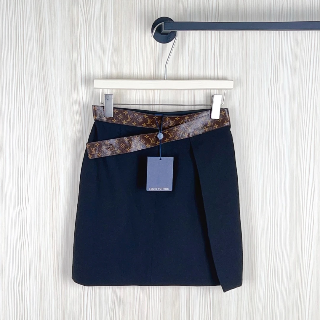未使用 LouisVuitton/路易威登 半裙尺码34成色看直播 GSH0557
