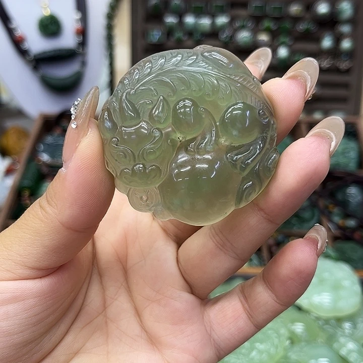 未镶嵌蛇纹石玉手链燕***飞