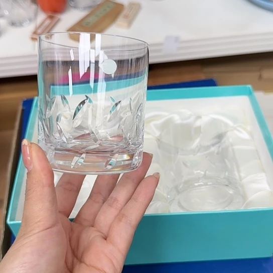四*瓷器。瓷器。瓷器。