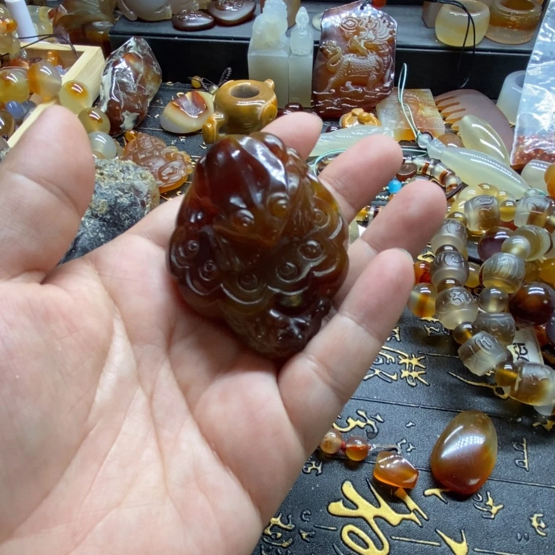 玛瑙/玉髓颈饰未镶嵌