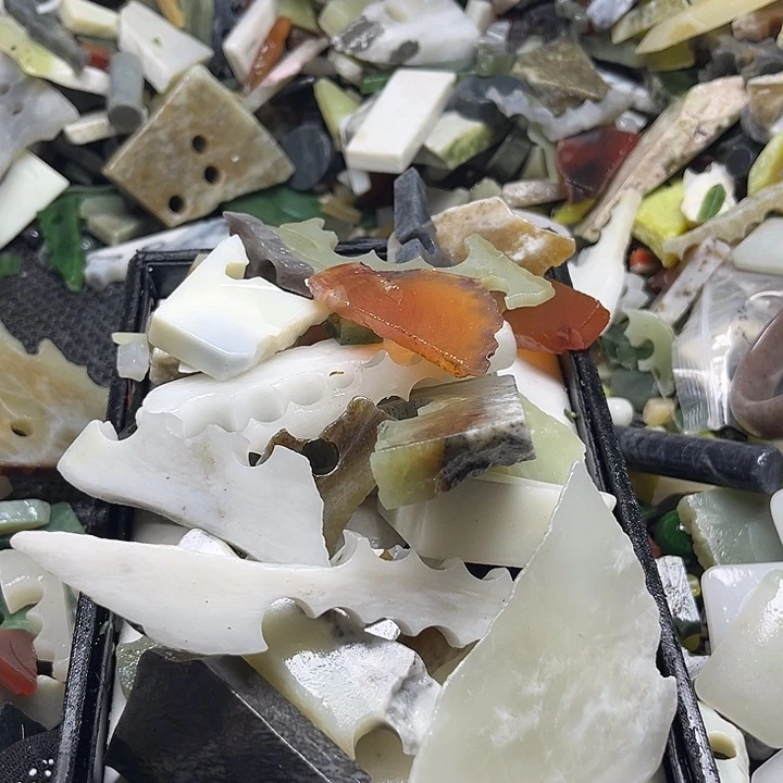 和田玉未镶嵌珠宝奇石9****7