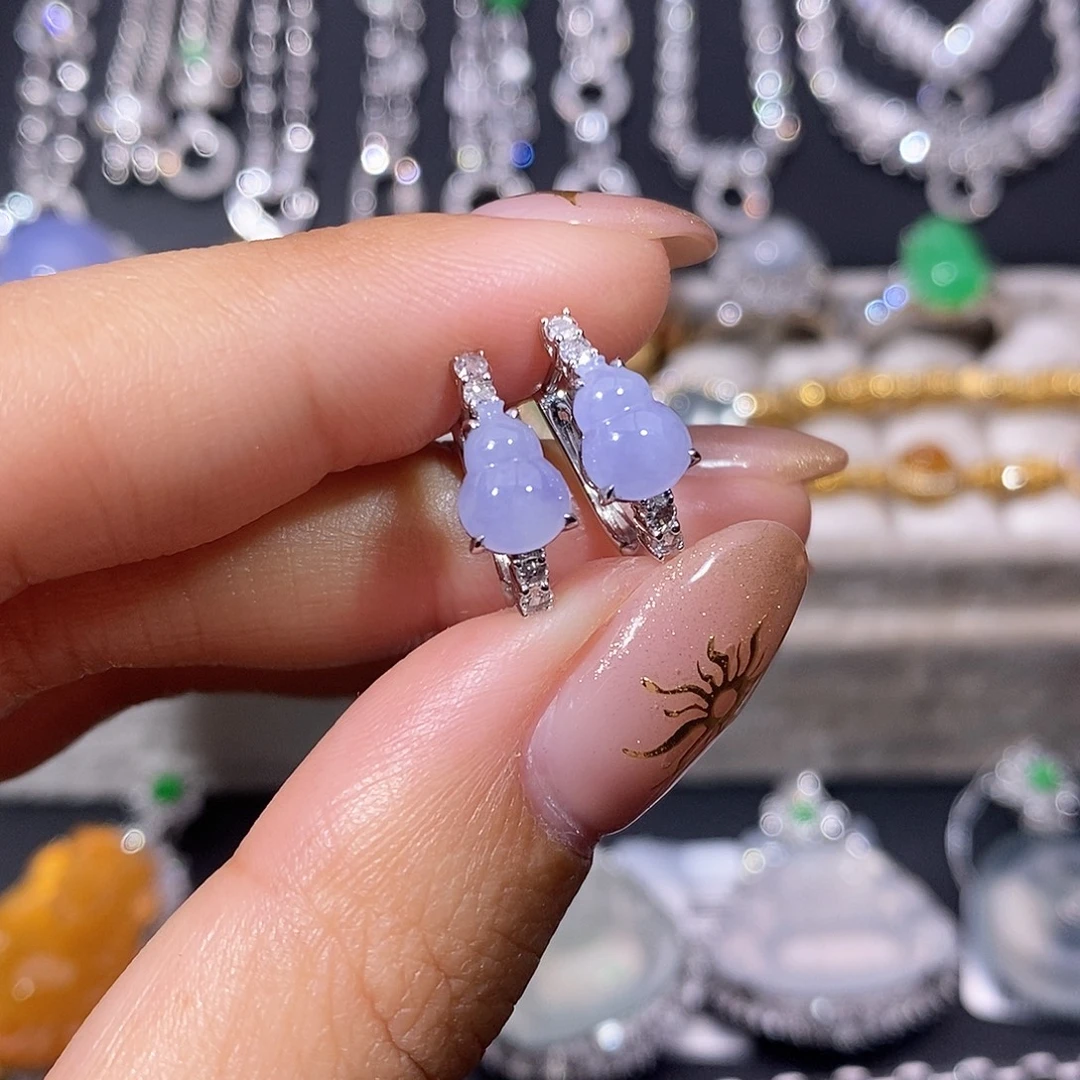 翡翠18K金镶嵌颈饰耳饰