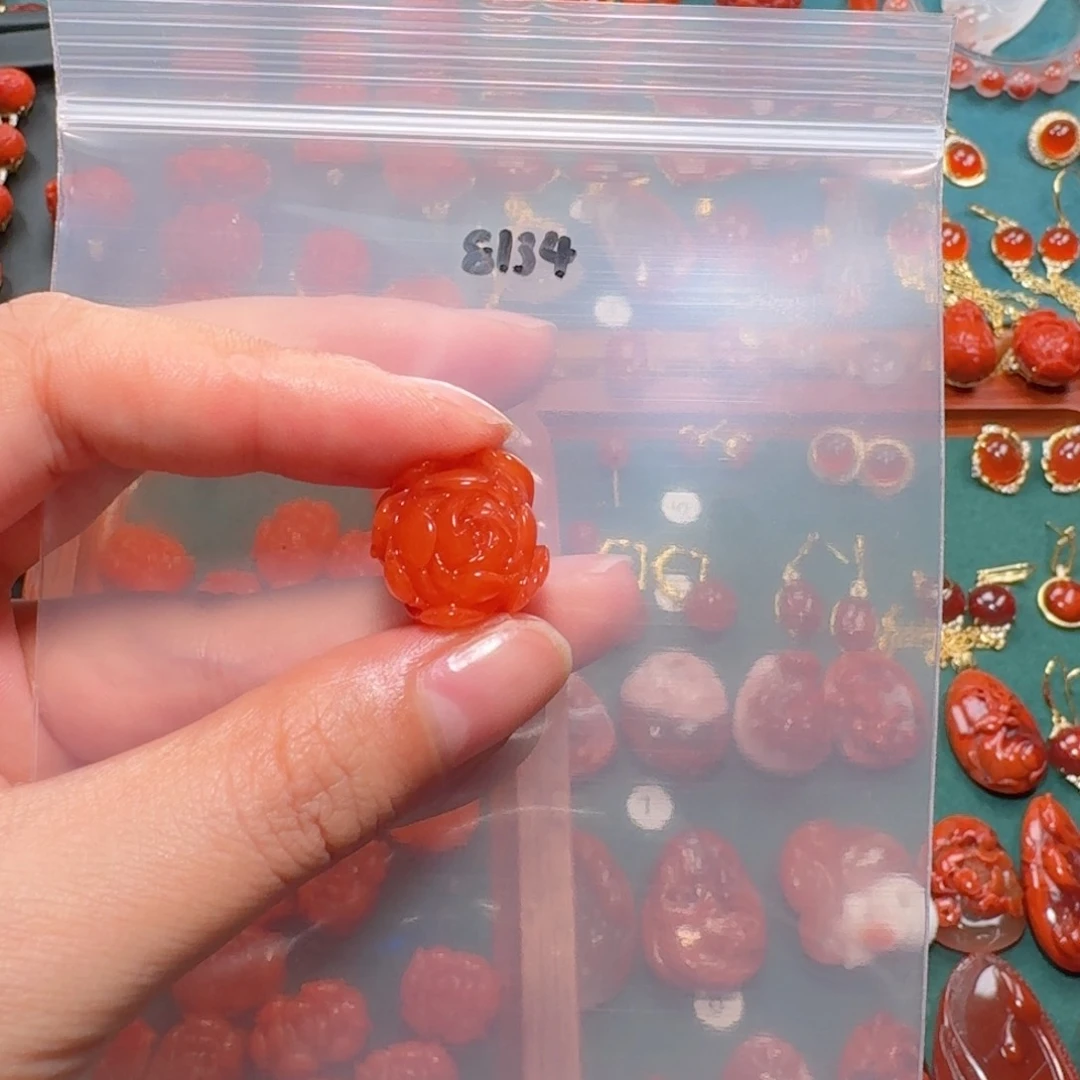 南红玛瑙南红打孔不退不换未镶嵌十*