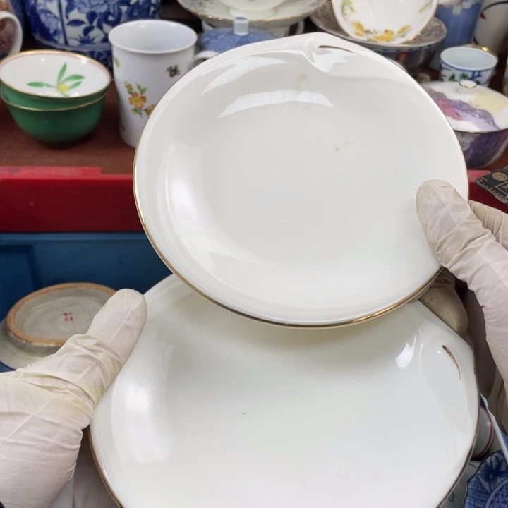 他家瓷器真美…开播了