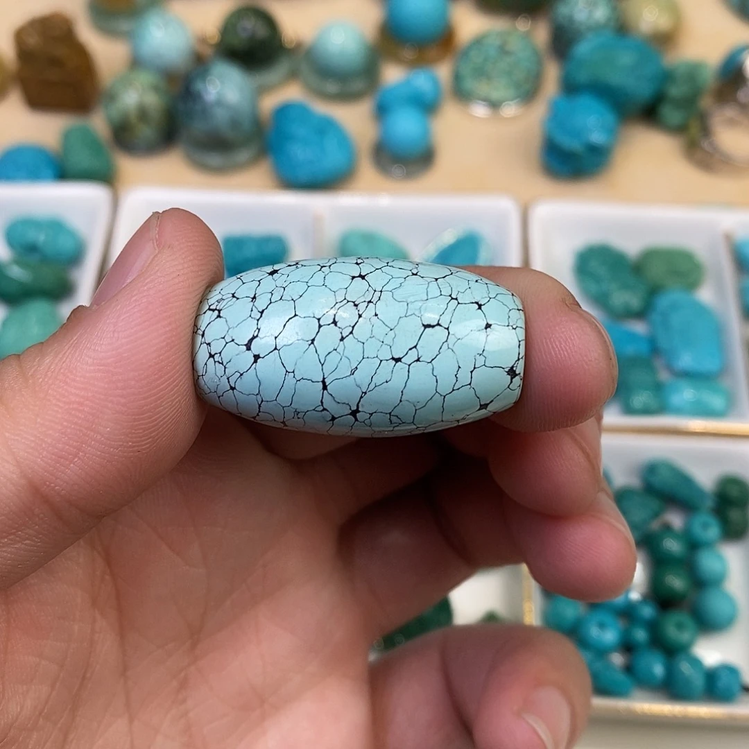 绿松石未镶嵌桶珠