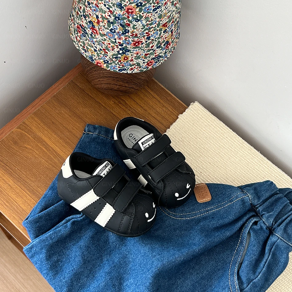 奇诺鼠【煤球鼠】刺绣秋冬低帮休闲板鞋步鞋软底鞋子防滑耐磨0963