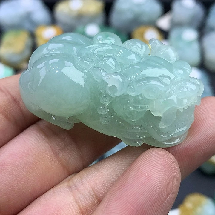 翡翠未镶嵌颈饰天然缅甸翡翠招财貔貅吊坠