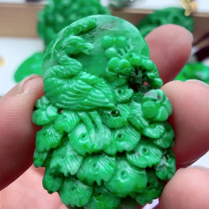 翡翠未镶嵌吊坠(不含链)