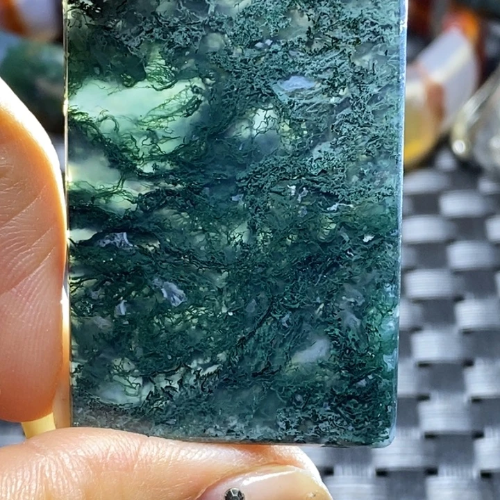 玛瑙/玉髓颈饰未镶嵌游**德