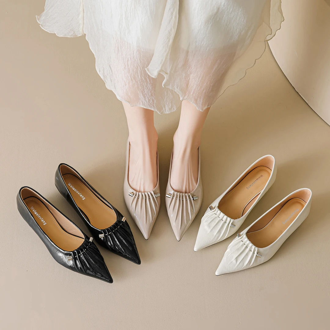 真皮褶皱设计感单鞋女简约欧美风尖头气质时尚浅口低跟瓢鞋晚晚鞋