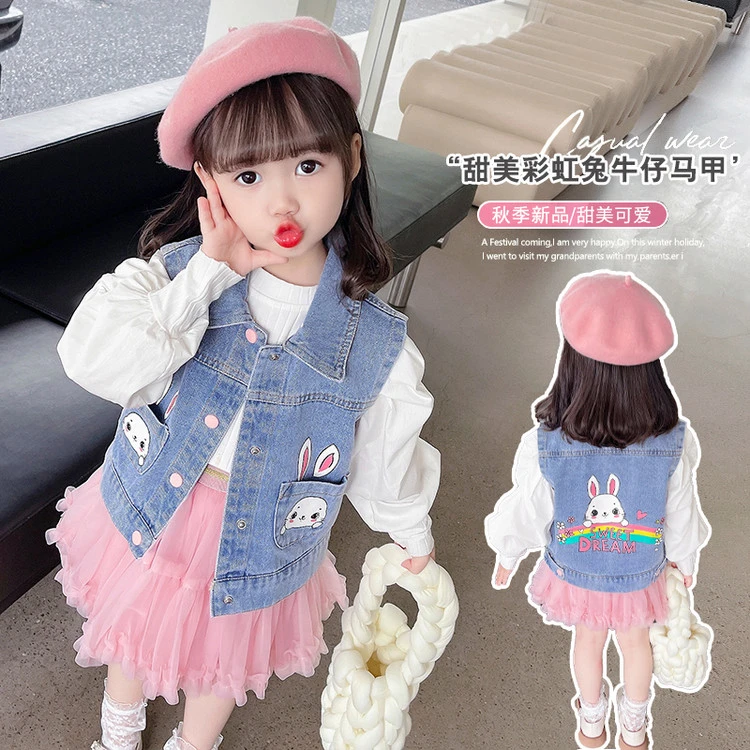 儿童牛仔马甲春秋2025新款宝宝洋气春装女孩小童背心女童坎肩外穿