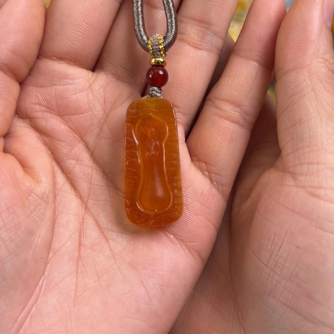 琥珀未镶嵌裸石琥珀