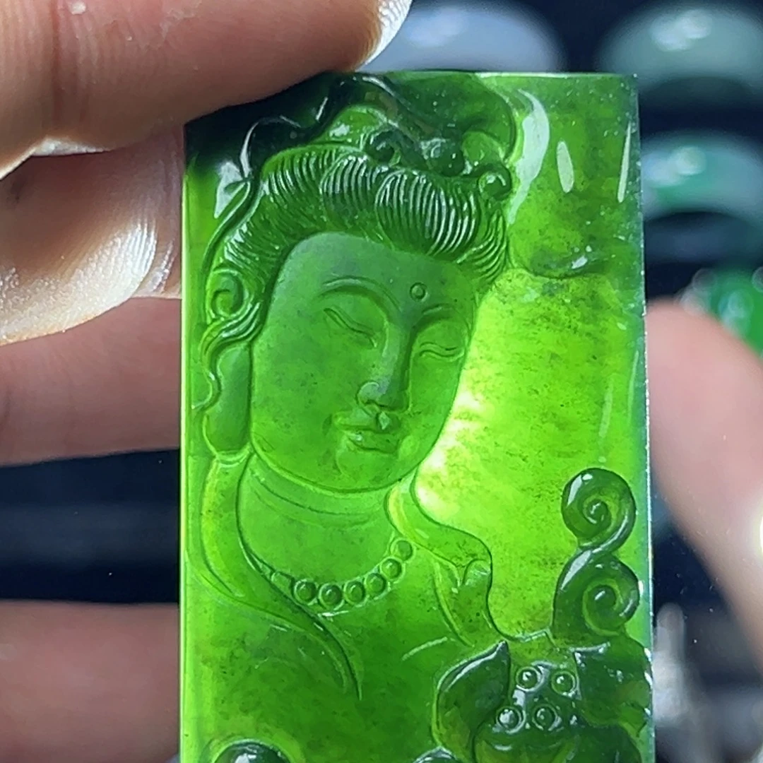 定制翡翠未镶嵌观音