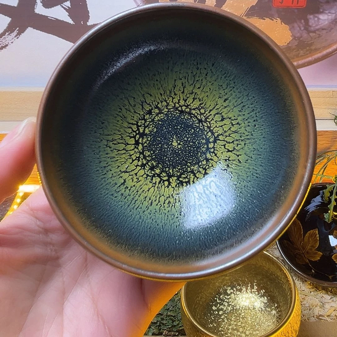 茶盏不想吃的都给自己放