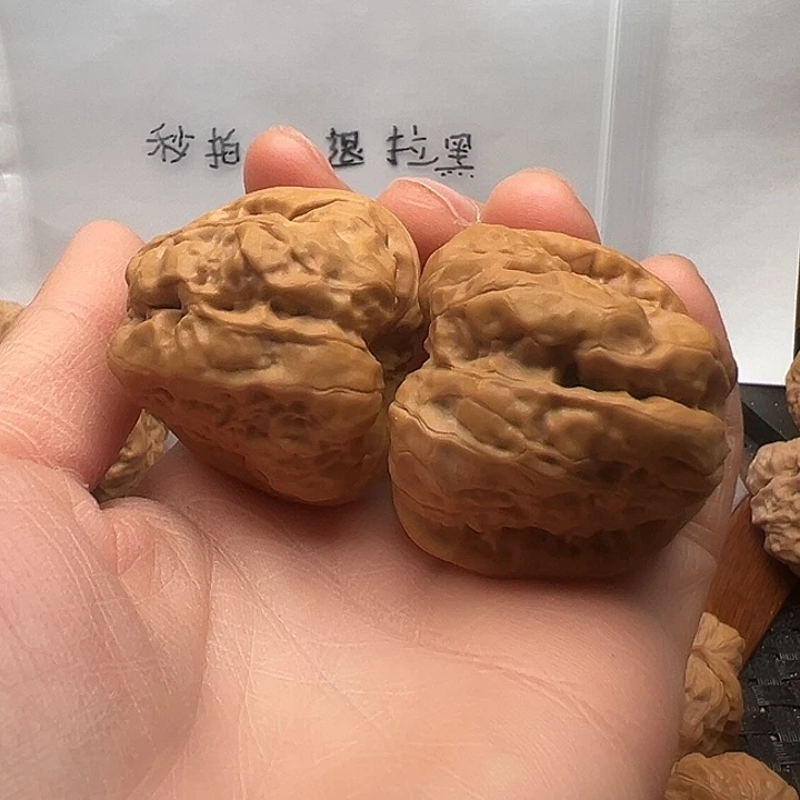 阿***6文玩核桃吊坠蛤蟆