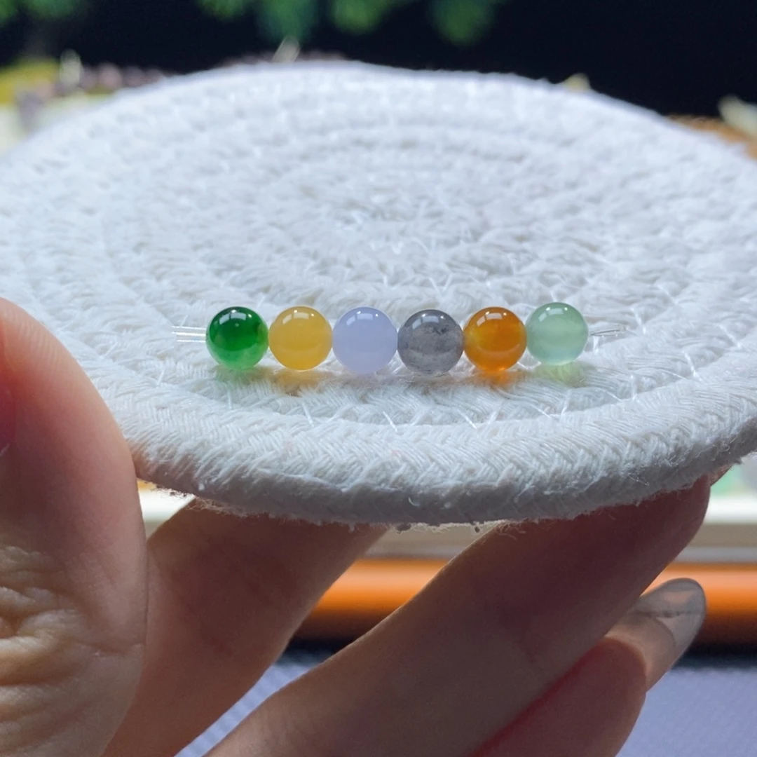 翡翠未镶嵌颈饰翡翠浓彩小珠串6+mm