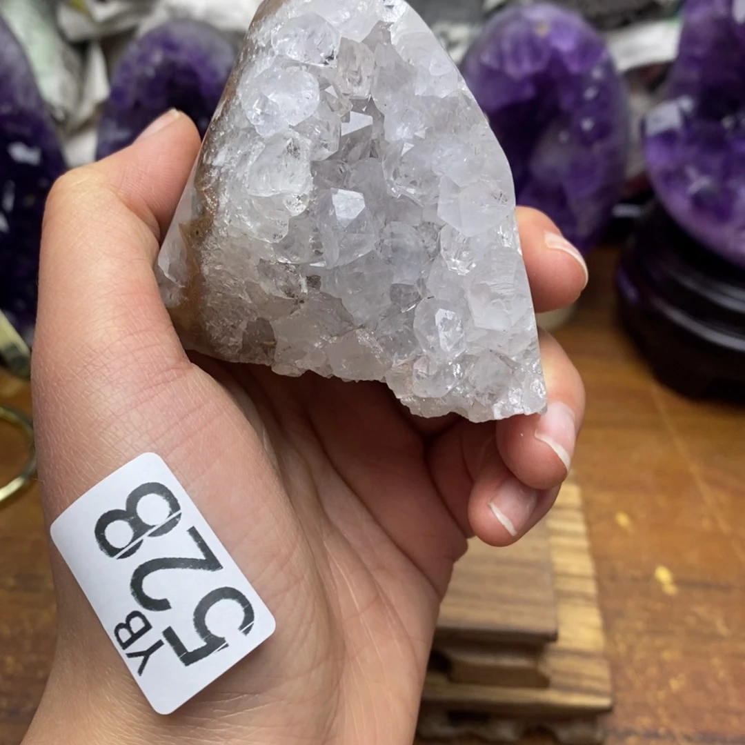 水晶大型摆件（非配饰）未镶嵌