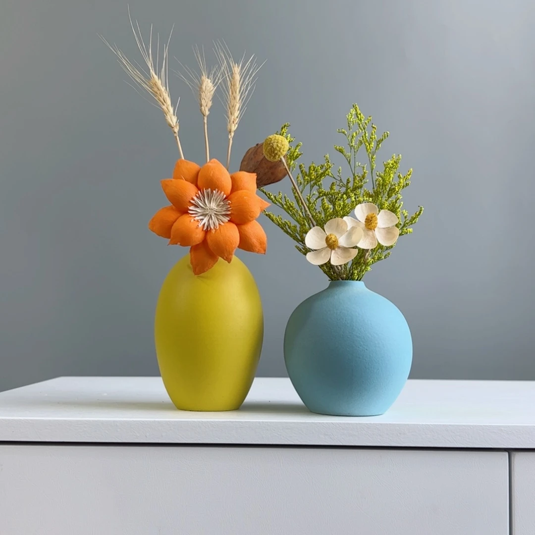 摆件陶瓷小花瓶摆件含花总高约20-30cm