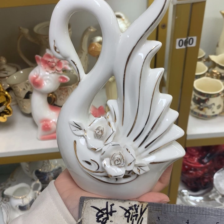 摆件陶瓷。。。。。。。。。