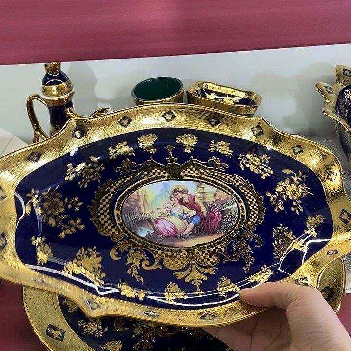 瓷片微瑕微瑕……………………………………