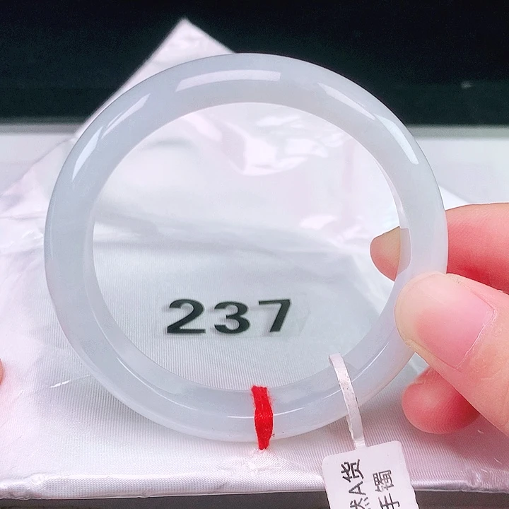 翡翠未镶嵌手镯翡翠手镯