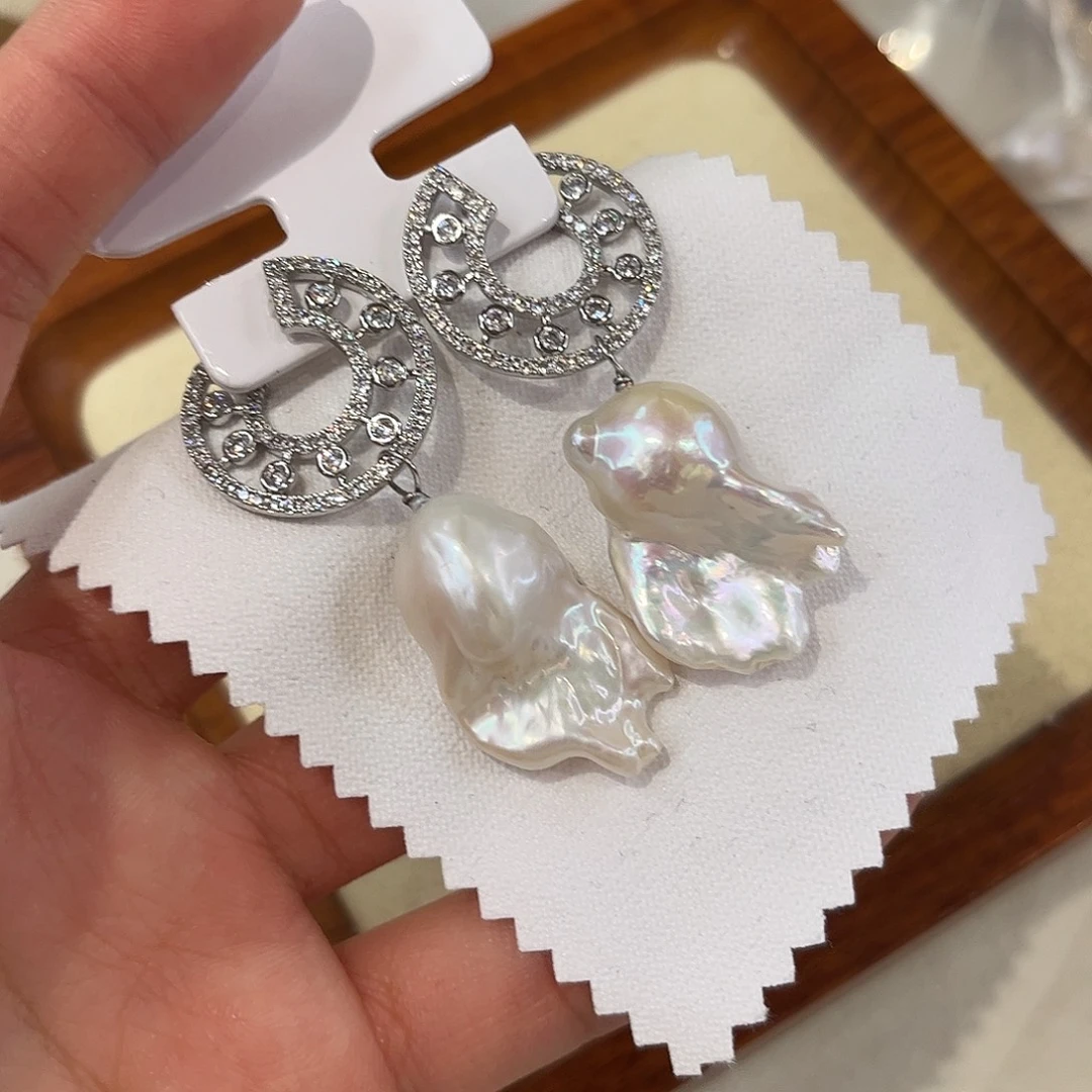 合金淡水珍珠耳饰