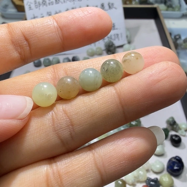未镶嵌和田玉珠宝半成品卡八