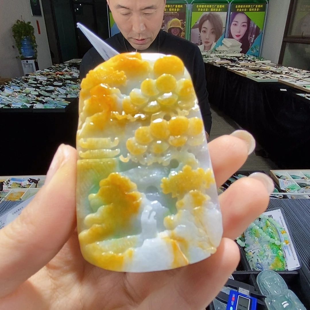 颈饰未镶嵌翡翠翡翠