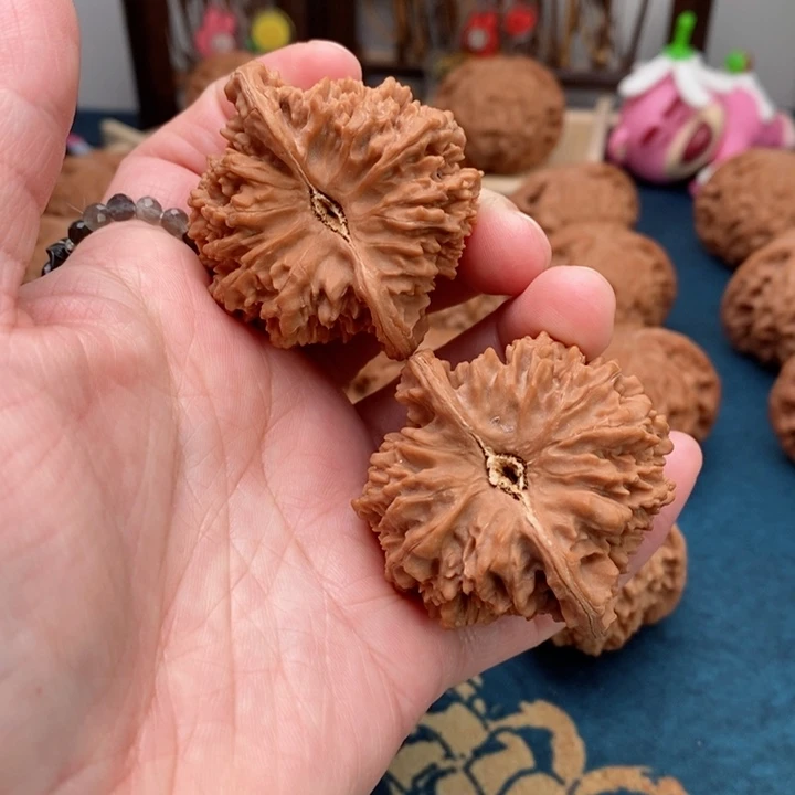 文玩核桃把件ঞ****满天星44