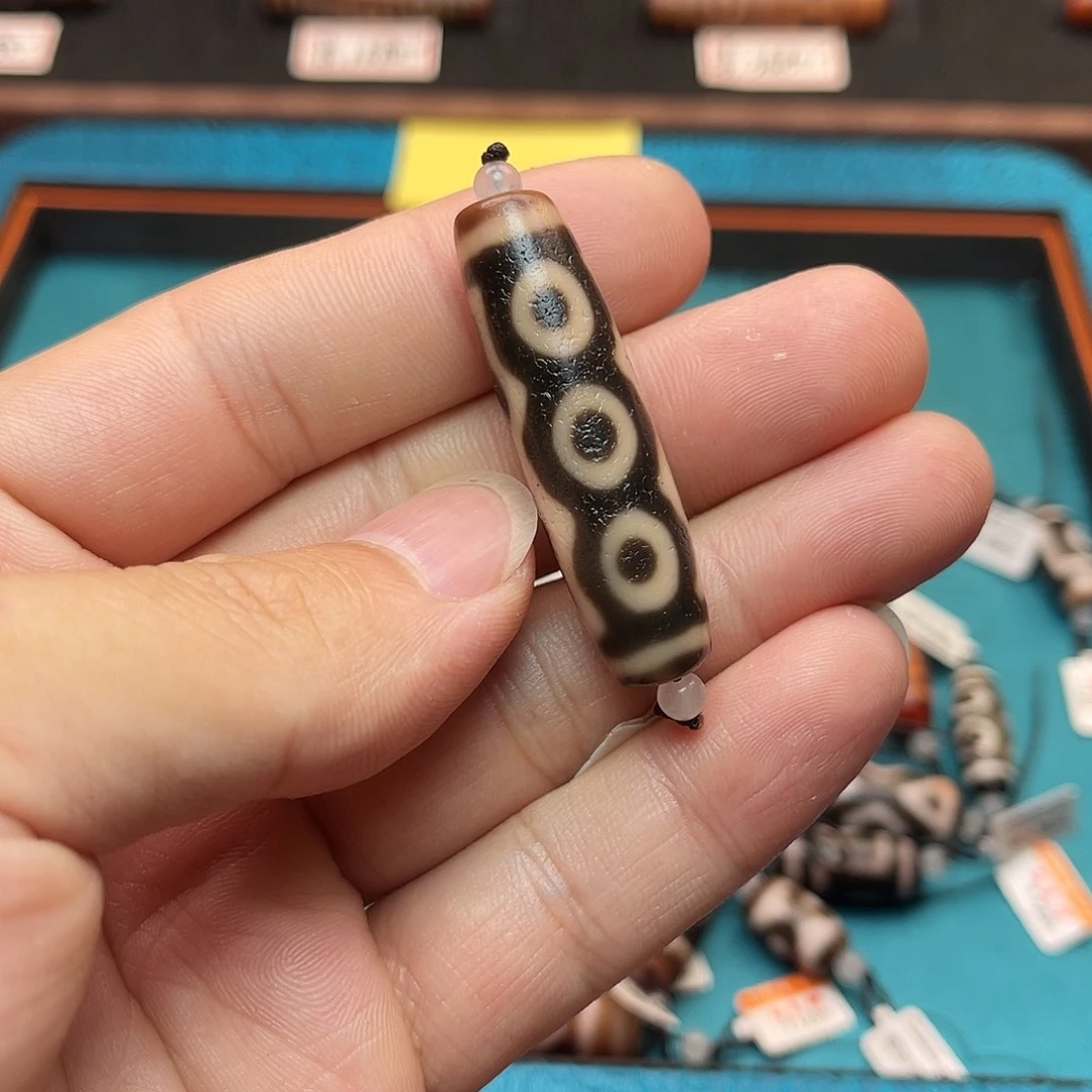玛瑙/玉髓未镶嵌珠宝半成品荷****手