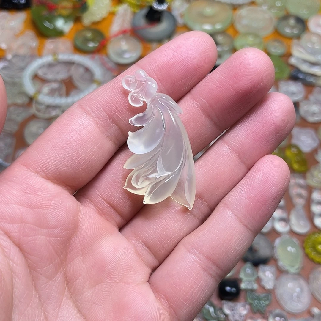 蛇纹石玉未镶嵌吊坠落**台